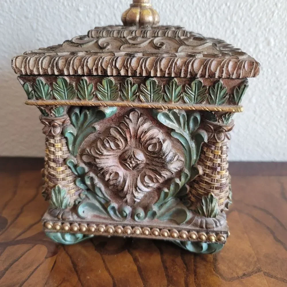 Vintage 90s clock storage home decor bamboo wicker tropical jungle box trinkets